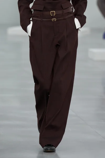 Look 29